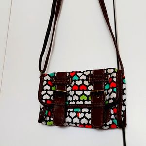 Cute small child's heart purse w adjustable straps